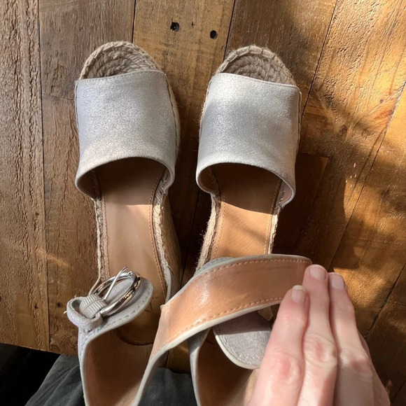 💗 Marc Fisher Wedges - Size 8 - Picture 6 of 6